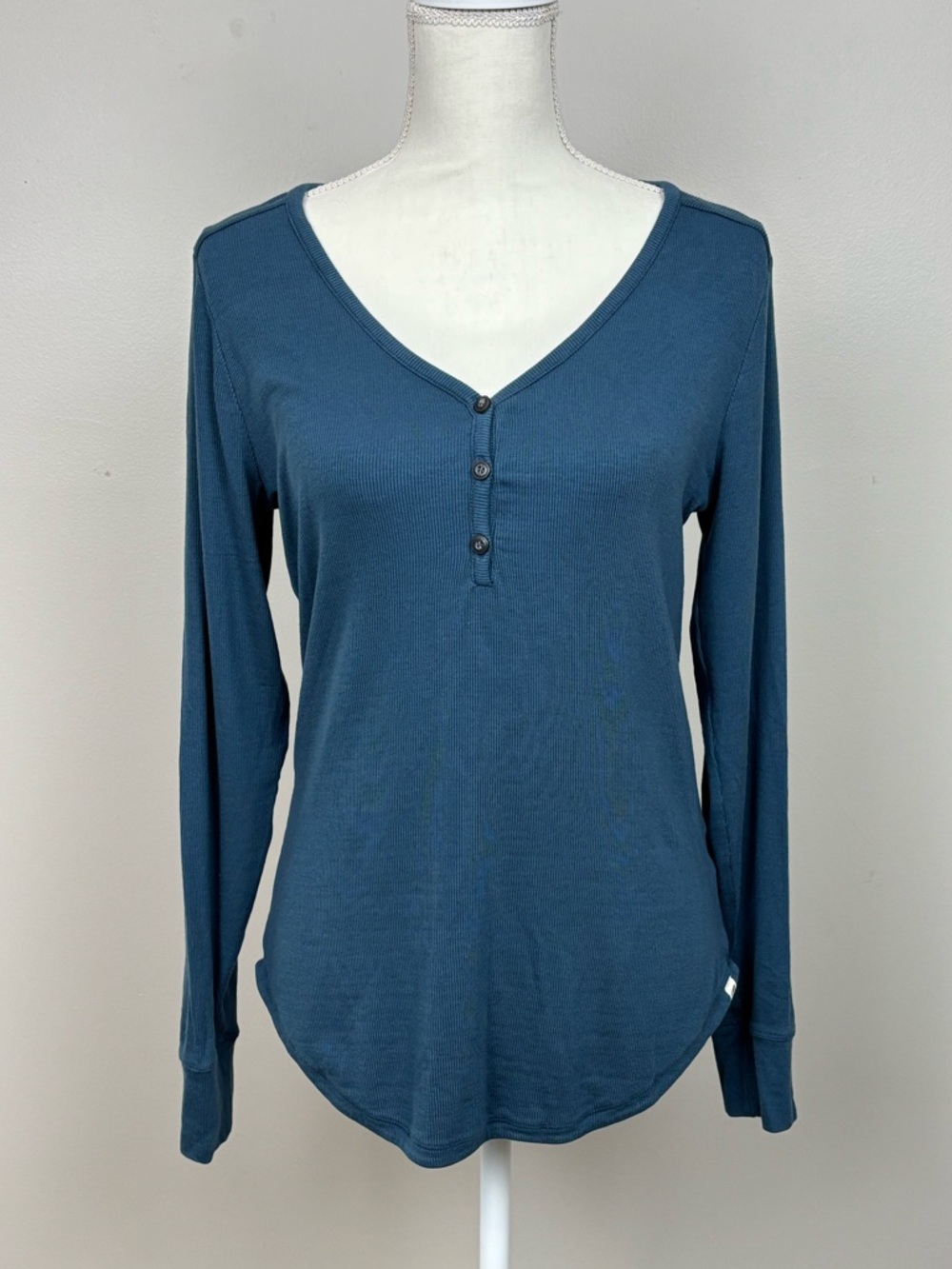 Toad & Co Top Womens Medium Blue Linfield Henley Long Sleeve Popover Stretch